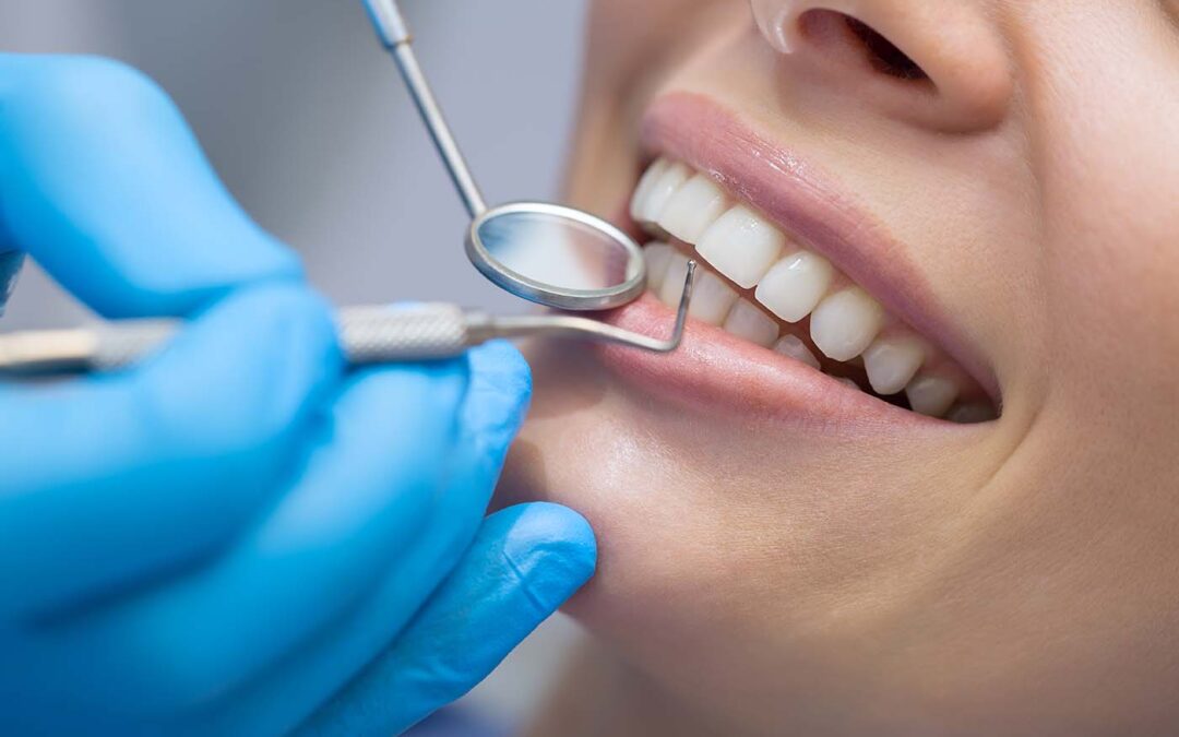 De belangrijkste onderdelen van een behandeling bij de mondhygiënist